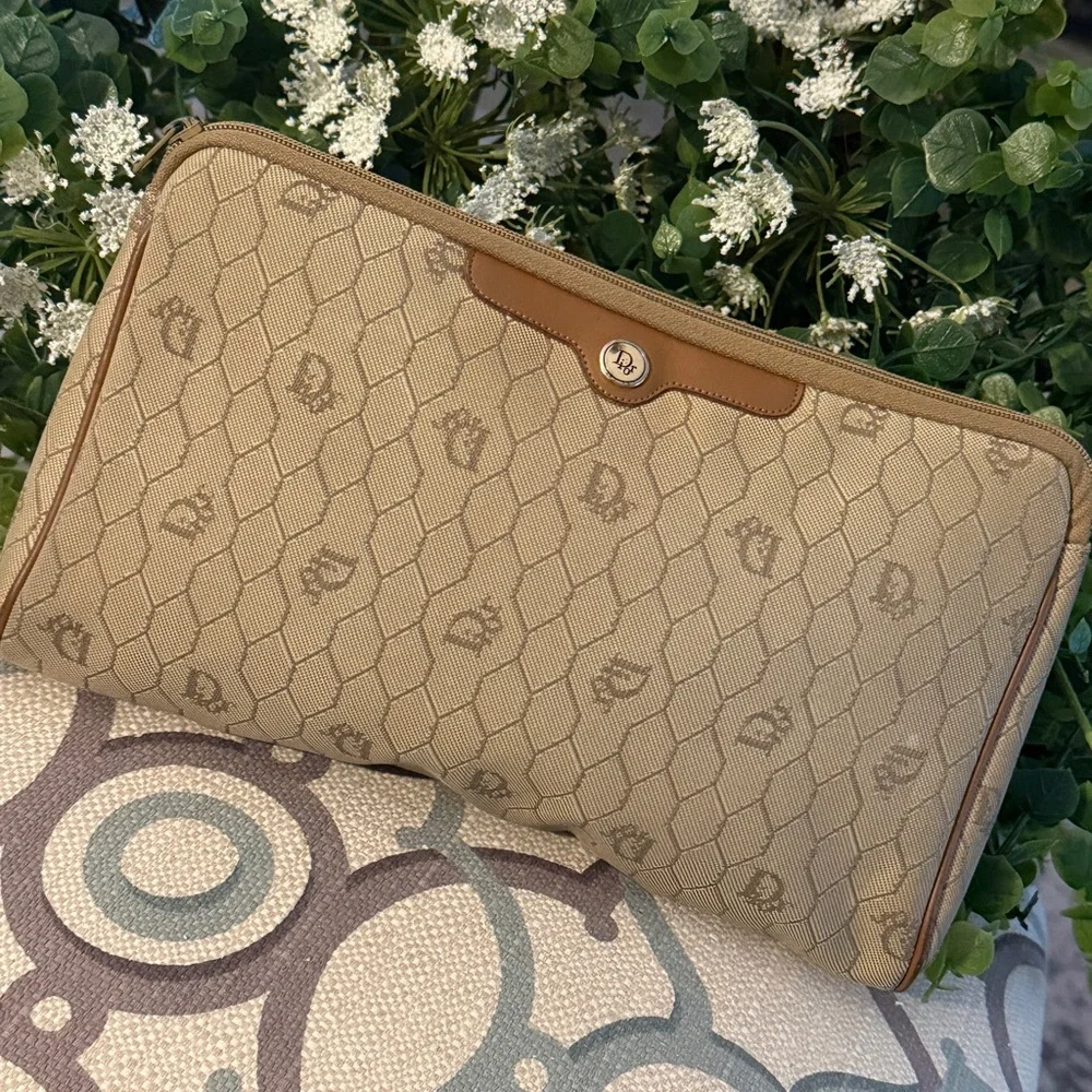 Dior Cannage (Honeycomb) Pouch – Beige Canvas with Brown Leather Trim